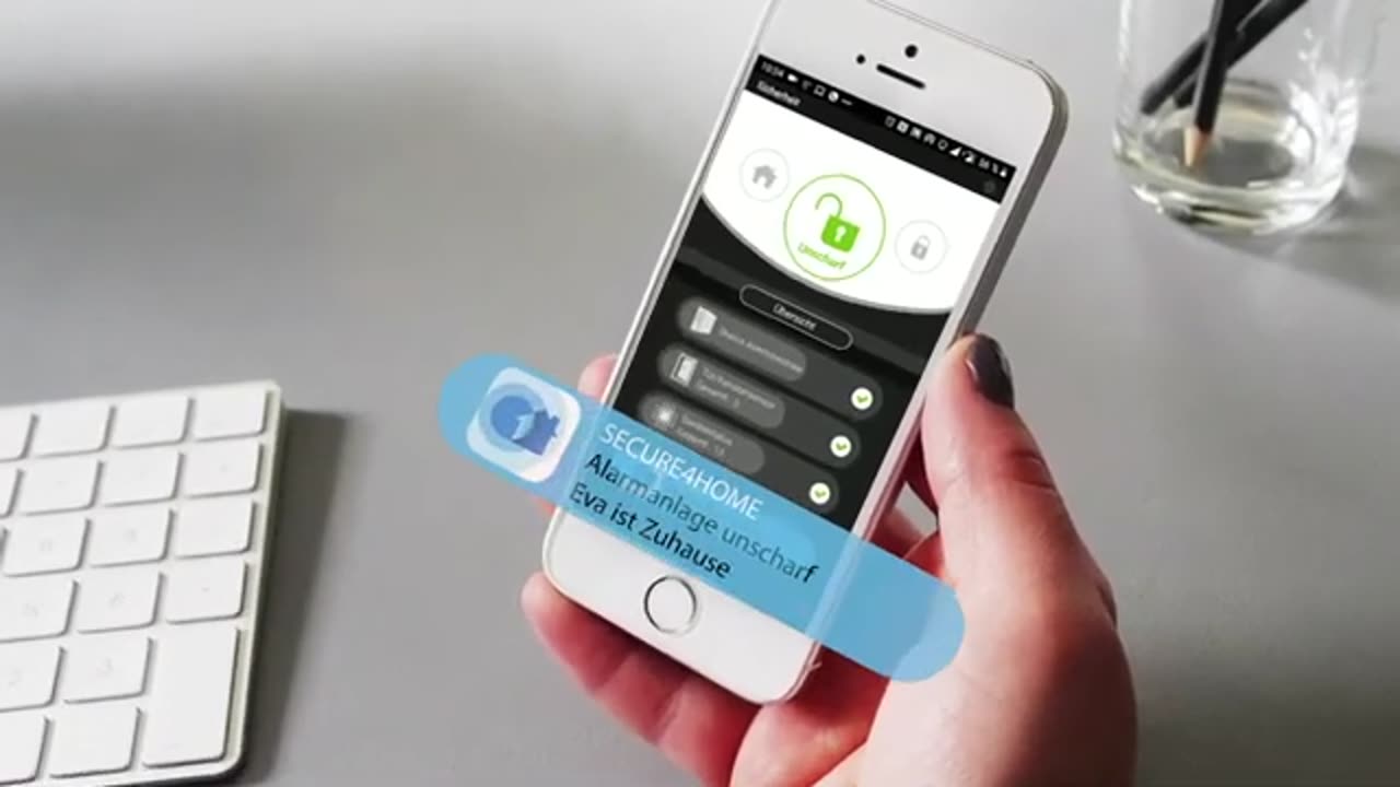 Application Secure4Home ouverte sur un smartphone
